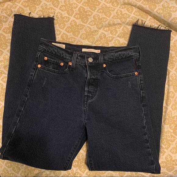 Levi Wedgie Jeans - Picture 2 of 8